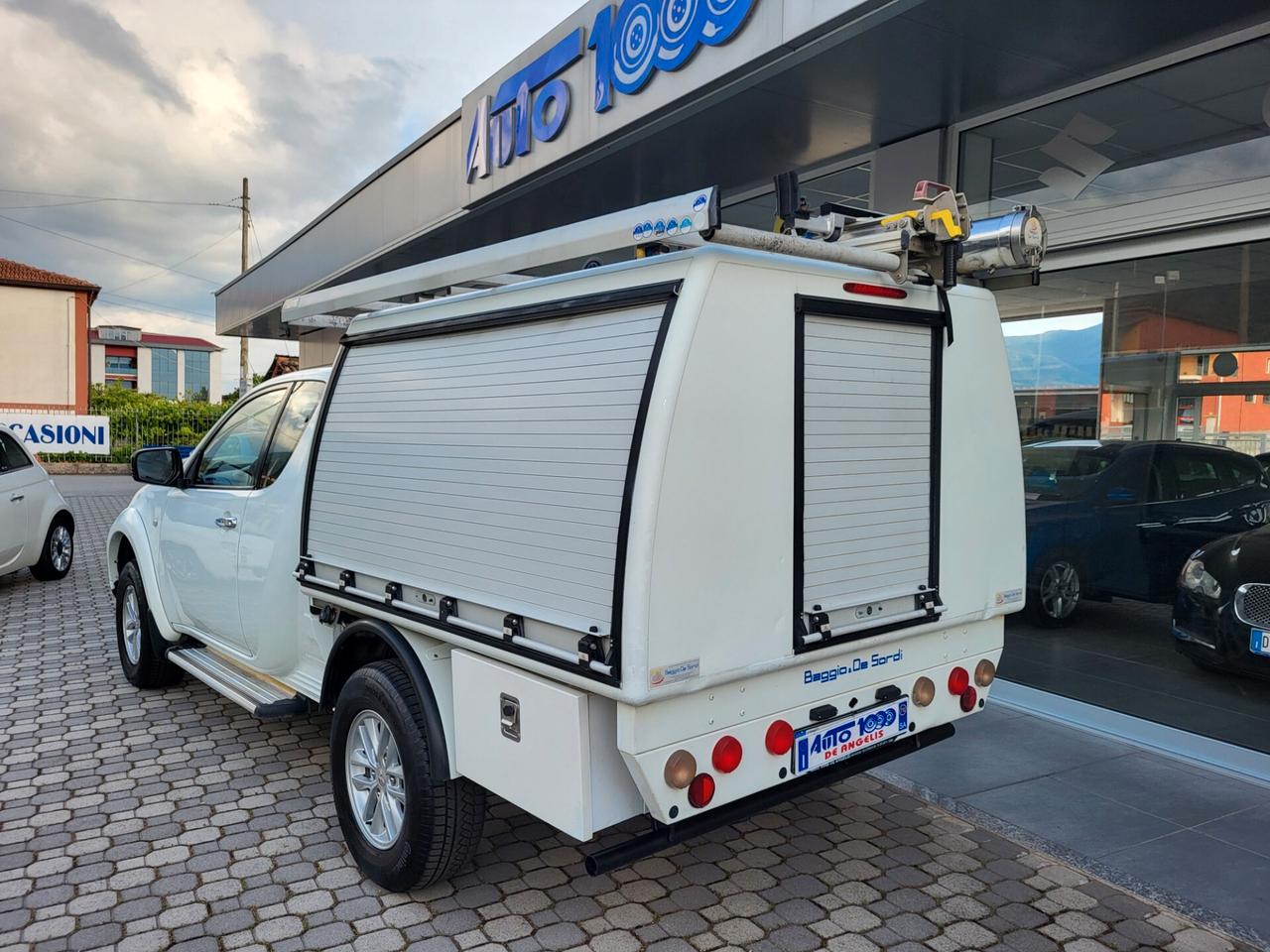 Mitsubishi L200 2.5 DI-D 178 CV 4X4 RIDOTTE BLOCCAGGIO - 4 POSTI