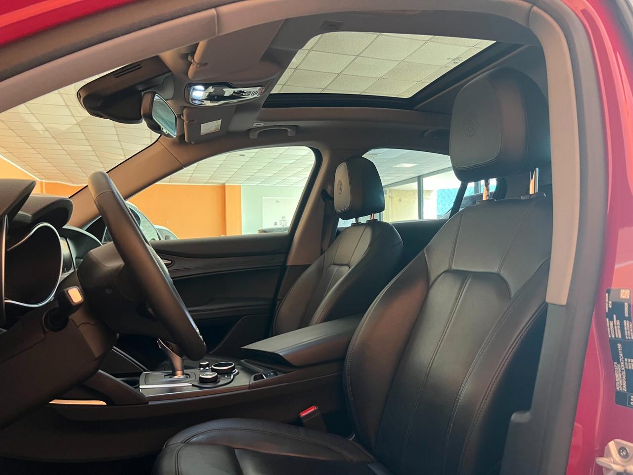 Alfa Romeo Stelvio 2.2 Turbodiesel 180 CV AT8 RWD Business