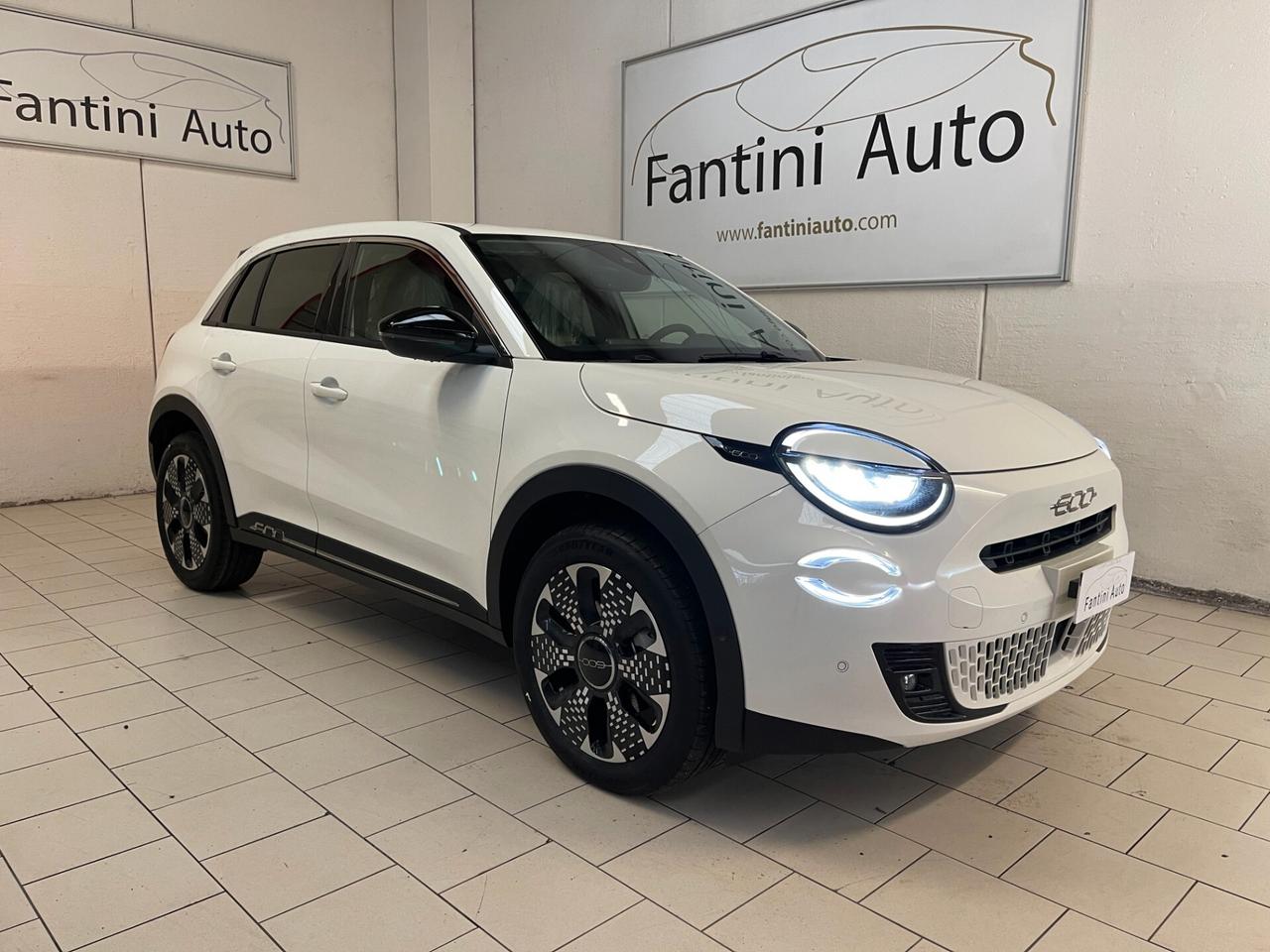 Fiat 600 hybrid La Prima 1.0 110cv auto-LEGGI SOTTO