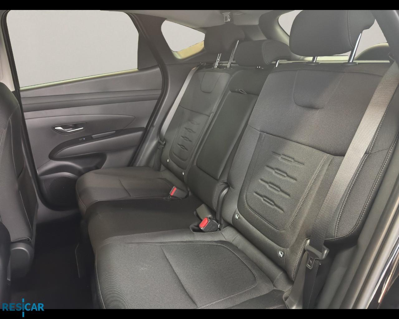 HYUNDAI TUCSON PE 1.6TGDI MT 48V BUSINESS