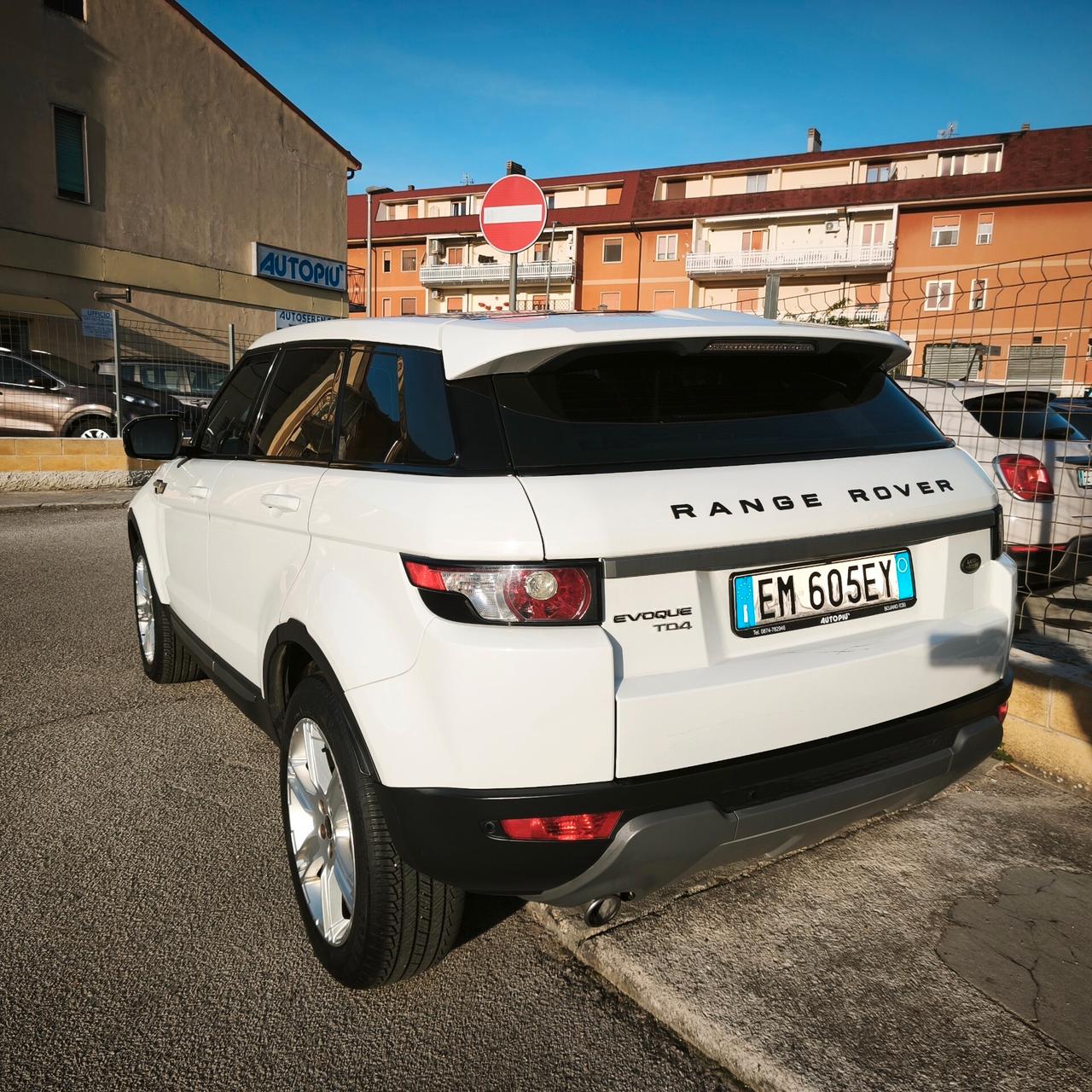Land Rover Range Evoque 2.2 TD4 5p. Prestige