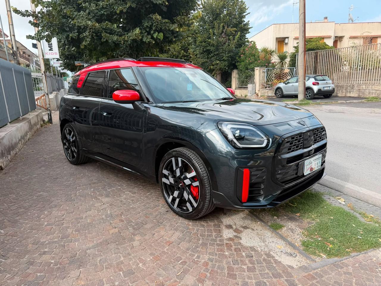 Mini John Cooper Works Countryman ALL4 JCW