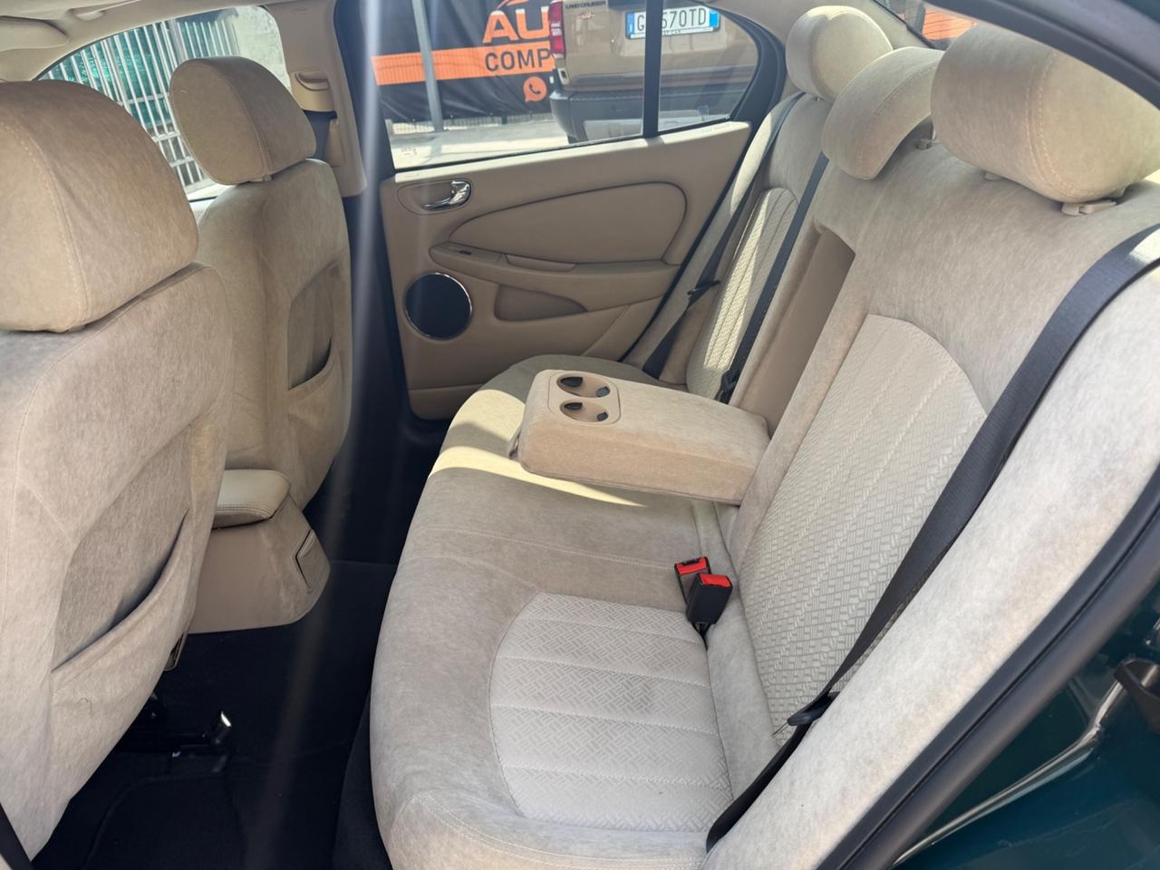 Jaguar X-Type 2.0D 131cv unico proprietario