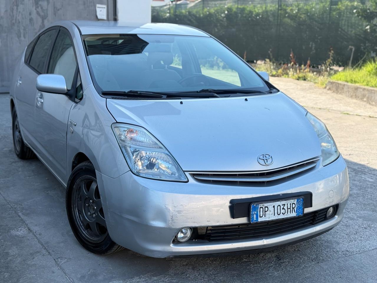 Toyota Prius 1.5 HYBRID 5P. POCHI KM 2008 NEOPAT