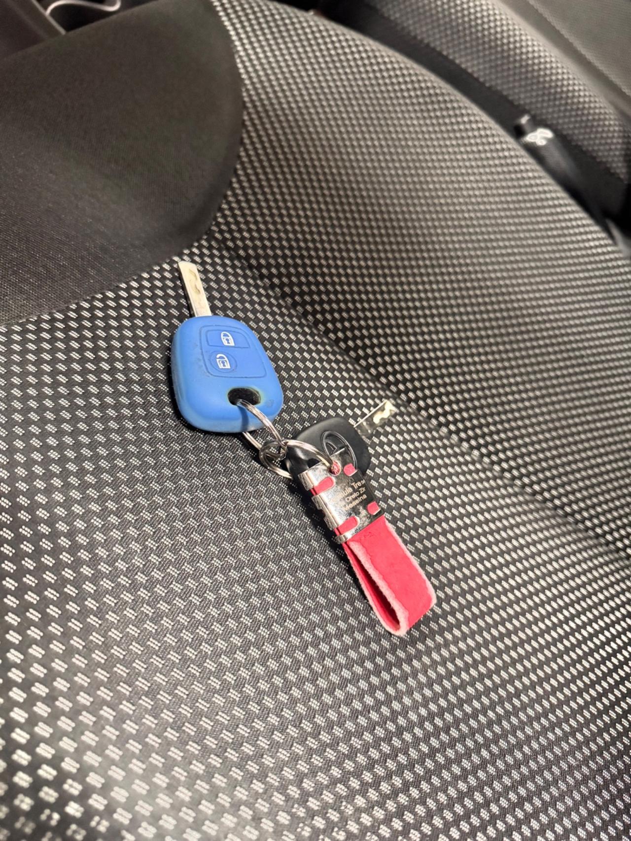 Toyota Aygo 1.0 68 Cv 5 Porte Lounge - 2012