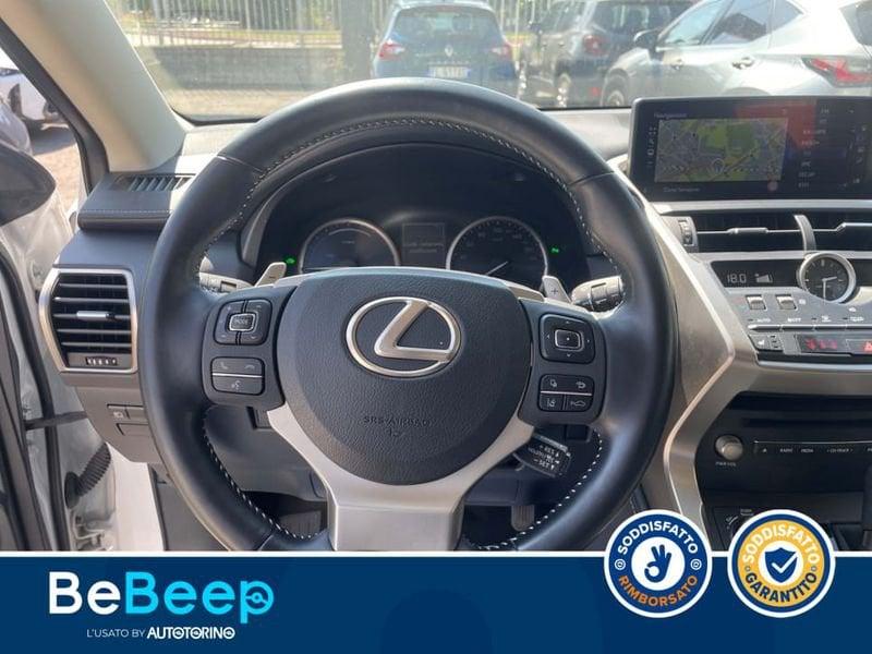 Lexus NX 300H 2.5 PREMIUM 4WD CVT