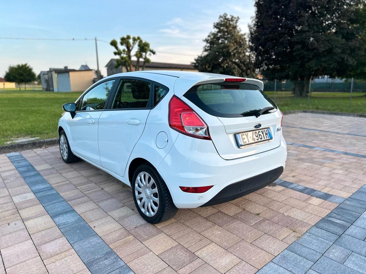 Ford Fiesta 1.5 TDCi 75CV 5 porte Black & White Edition