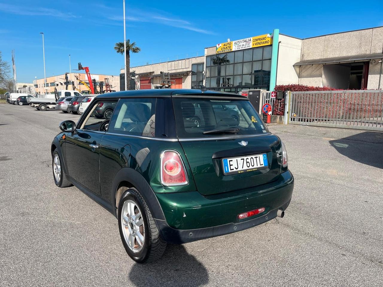 Mini 1.6 16V One (72kW)