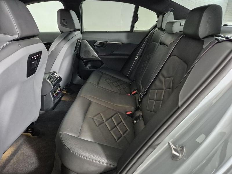 BMW Serie 5 G60 Berlina 520d 48V xdrive MSport Pro auto