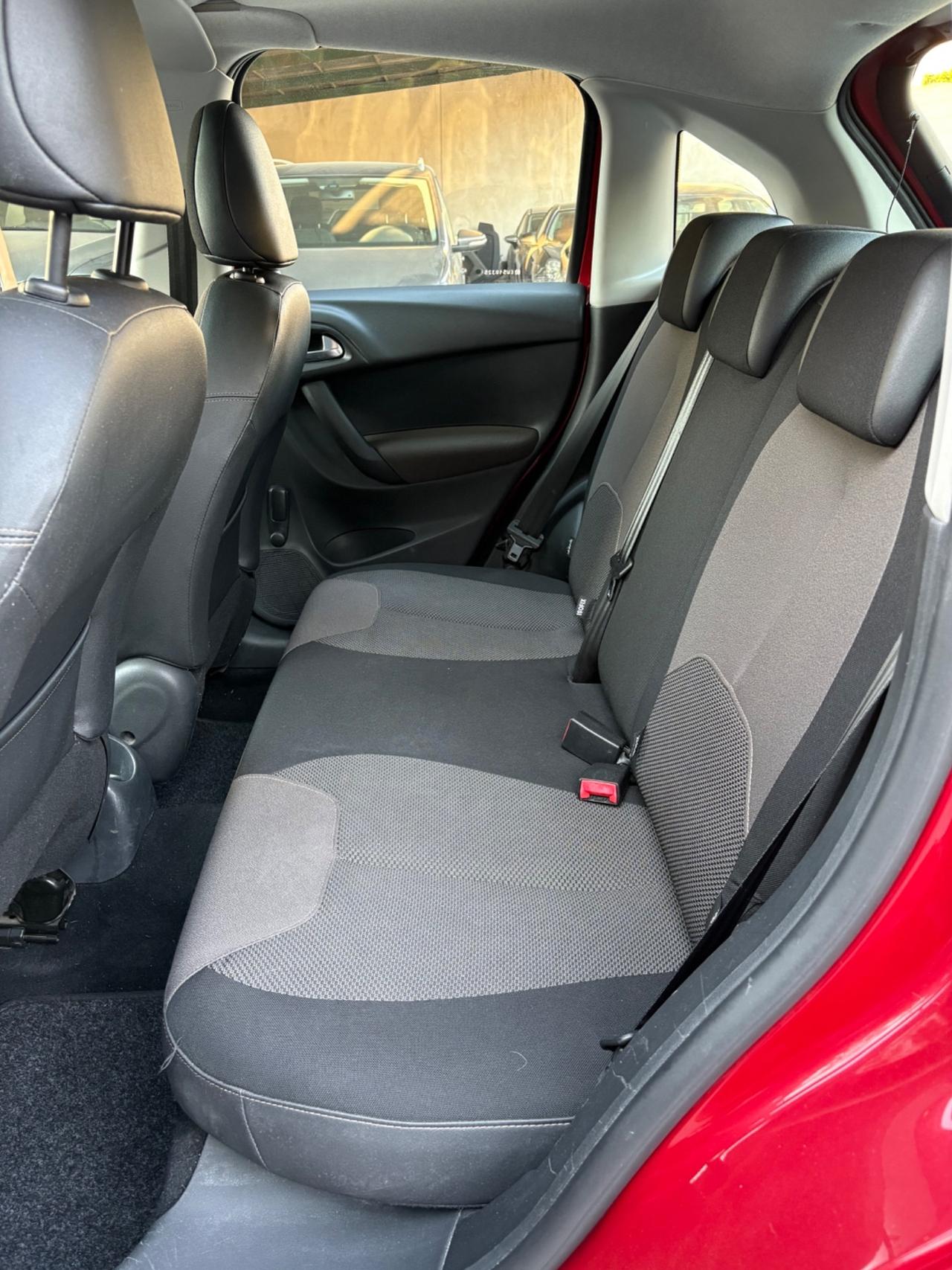Citroen C3 restyling led 1.0 benz 135000km