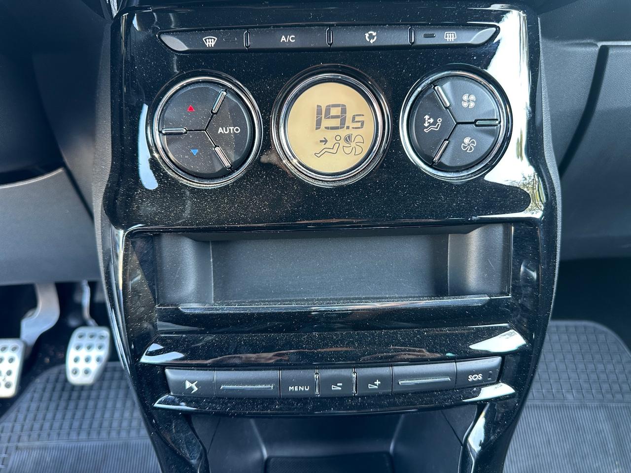 DS3 1.6 Benzina Performance (Garanzia 24 Mesi)