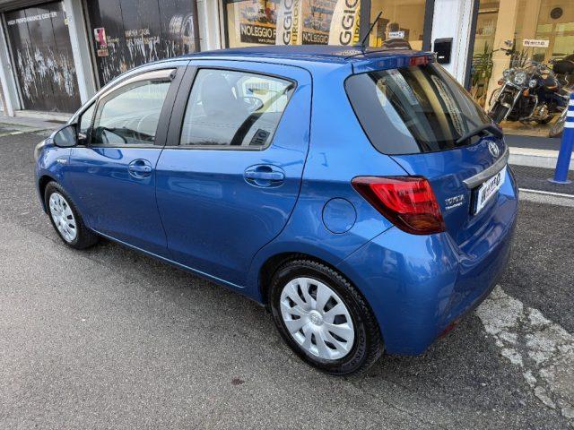 TOYOTA Yaris 1.5 Hybrid 5 porte Cool AUTOMATICA NEOPATENTATO