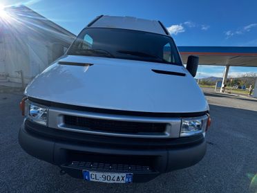 Iveco Daily 35S13 2.8 TDI PC Cabinato