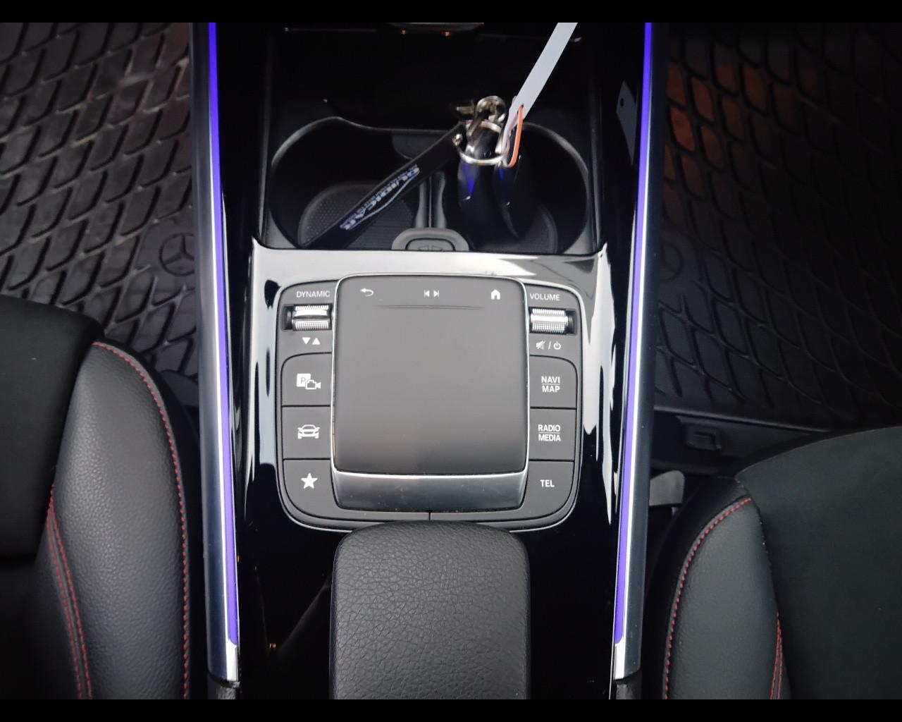 Mercedes-Benz GLA-H247 2020 - GLA 200 d Premium auto