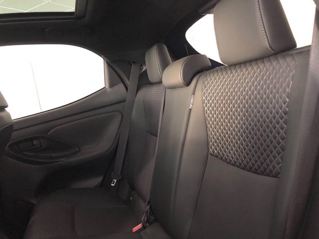 Toyota Yaris 1.5 VVT-iE Hybrid Lounge E-CVT