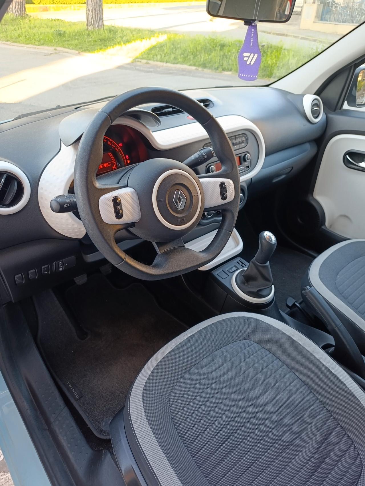 Renault Twingo 1.0 SCe Live