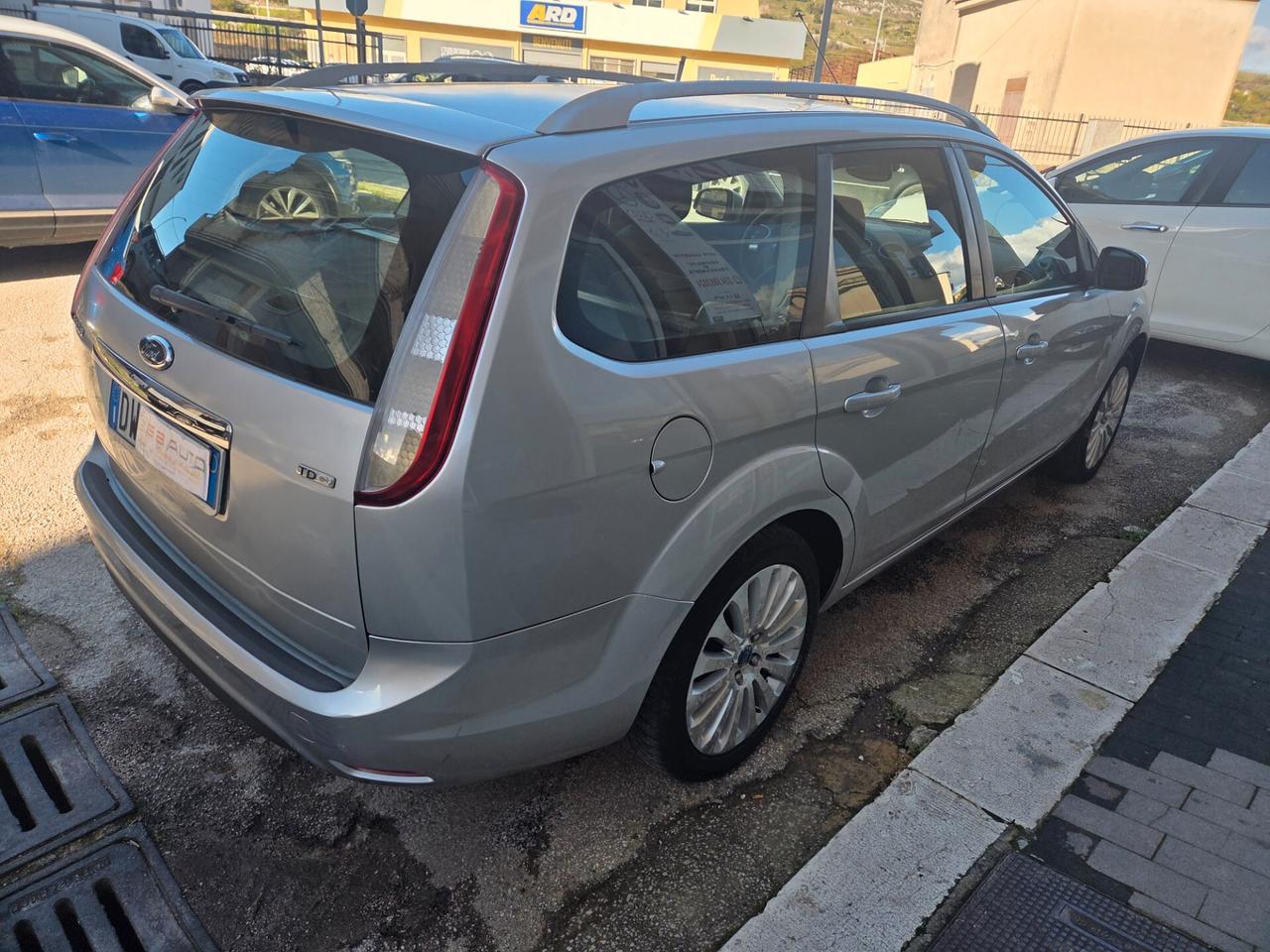 FORD FOCUS 1.6 TDCI TITANIUM ANNO 2009 KM CERTIFICATI