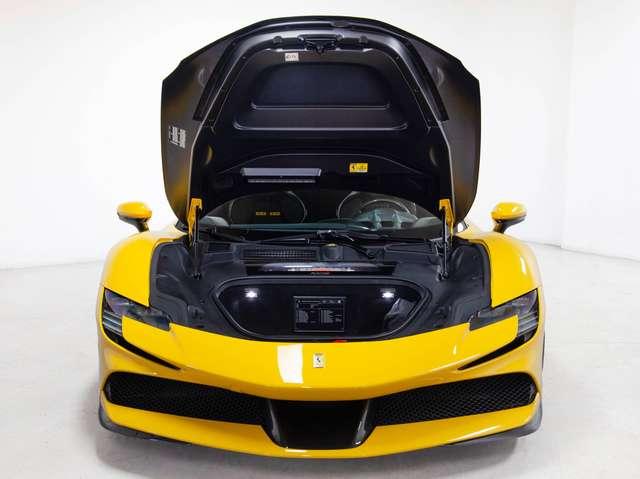 Ferrari SF90 Stradale