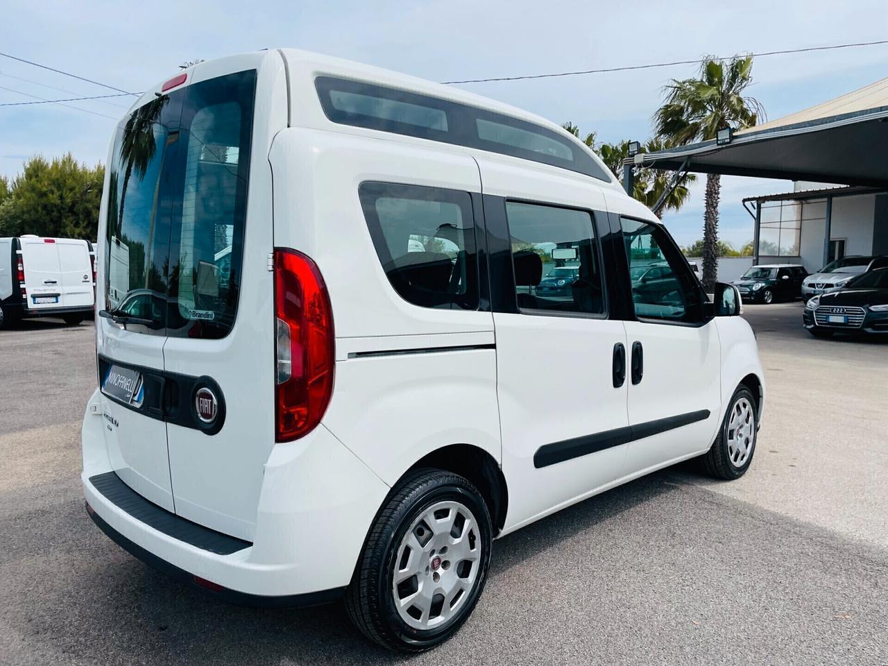 Fiat Doblo 1.6 MJT 16V 120CV CON PEDANA DISABILI ELETTRIC- TETTO ALTO