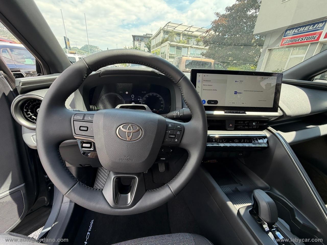 TOYOTA C-HR 1.8 HV Trend