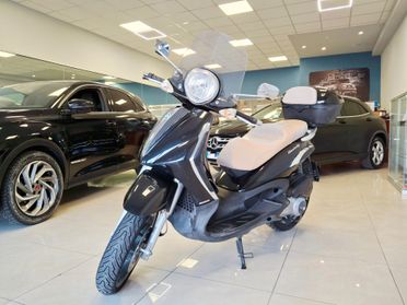 Piaggio Beverly 300 i.e. Tourer