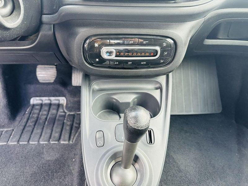 smart fortwo Fortwo 1.0 Youngster 71cv twinamic my18