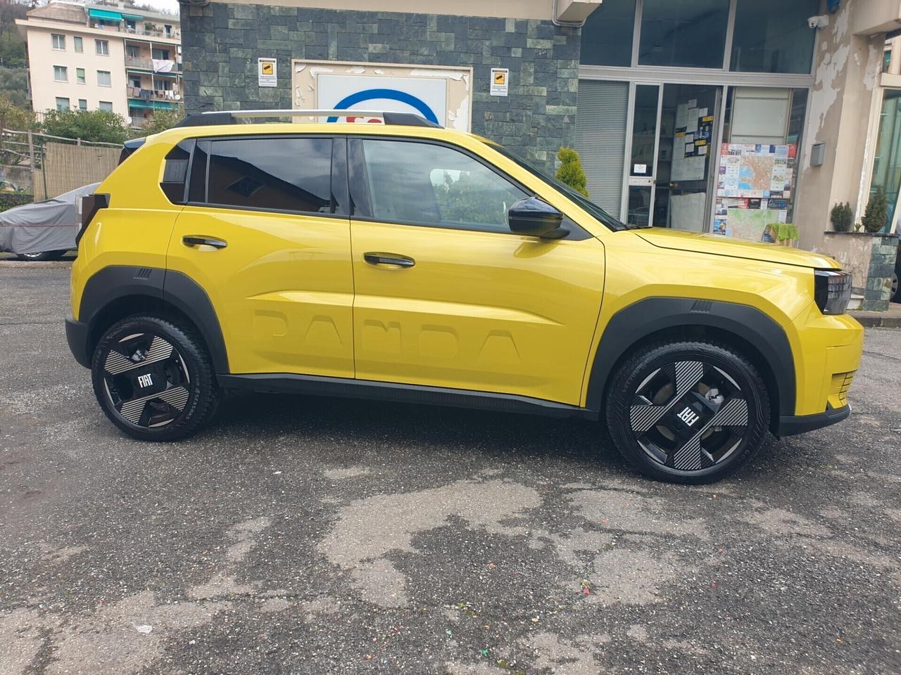 Fiat Grande Panda 1.2 Hybrid 110 CV S&S La Prima