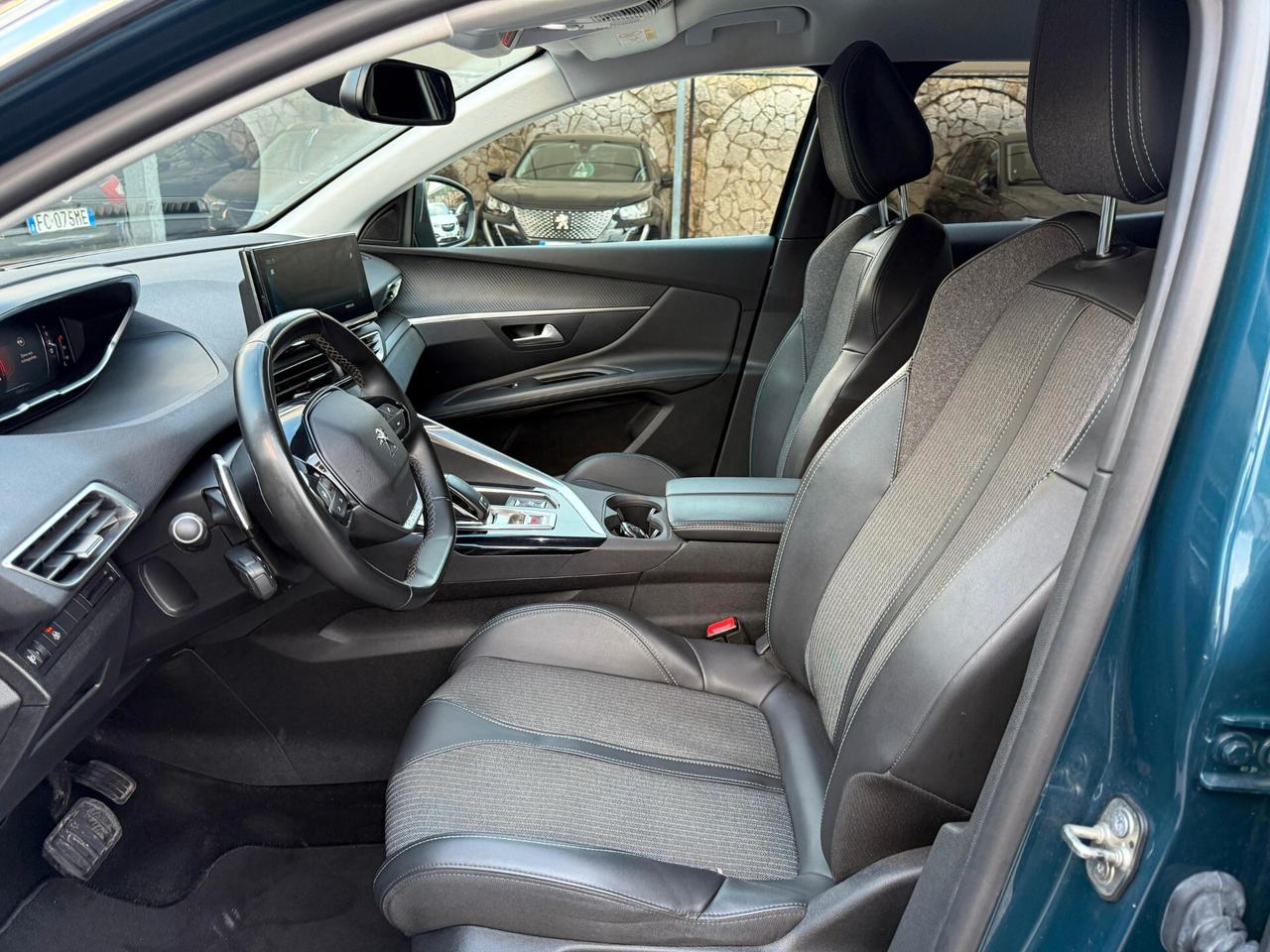 Peugeot 3008 2022 BlueHDi 130 S&S EAT8 Allure Pack