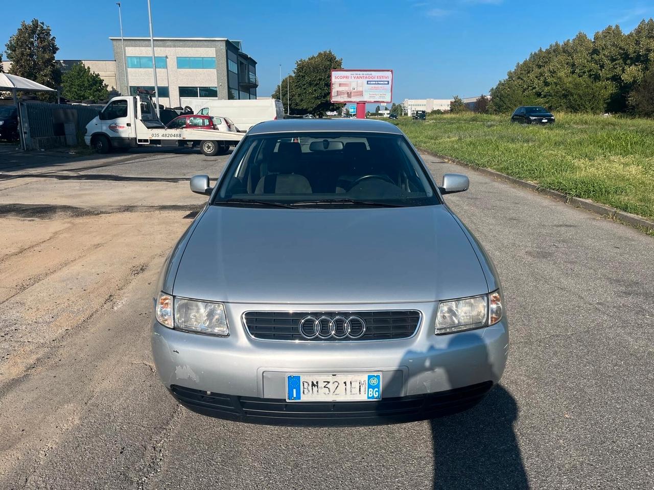 Audi A3 1.8 20V cat 5p. Ambiente