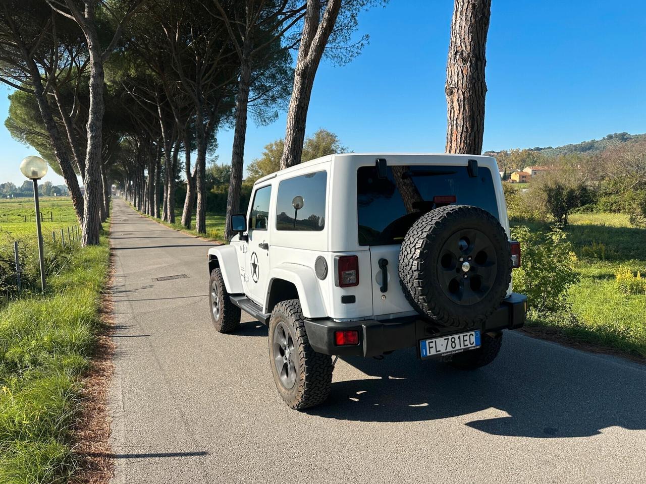 Jeep Wrangler 2.8 CRD DPF Sahara Auto