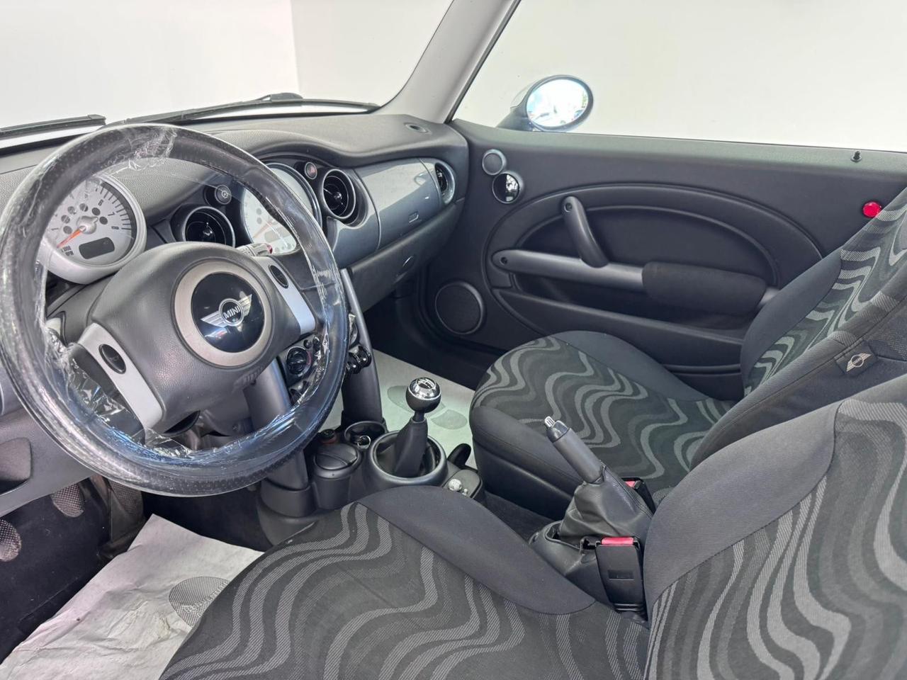 Mini ONe 1.6 16V DeLuxe-2004