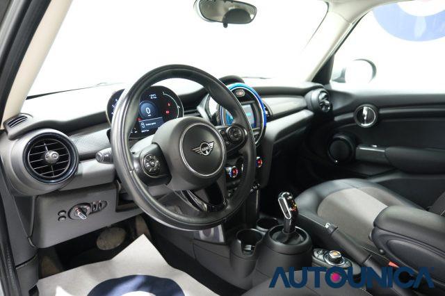 MINI Cooper 1.5 HYPE 5 PORTE AUTOMATICA UNION JACK FULL LED