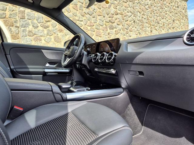 MERCEDES-BENZ GLA 220 d Automatic 4Matic Sport Plus