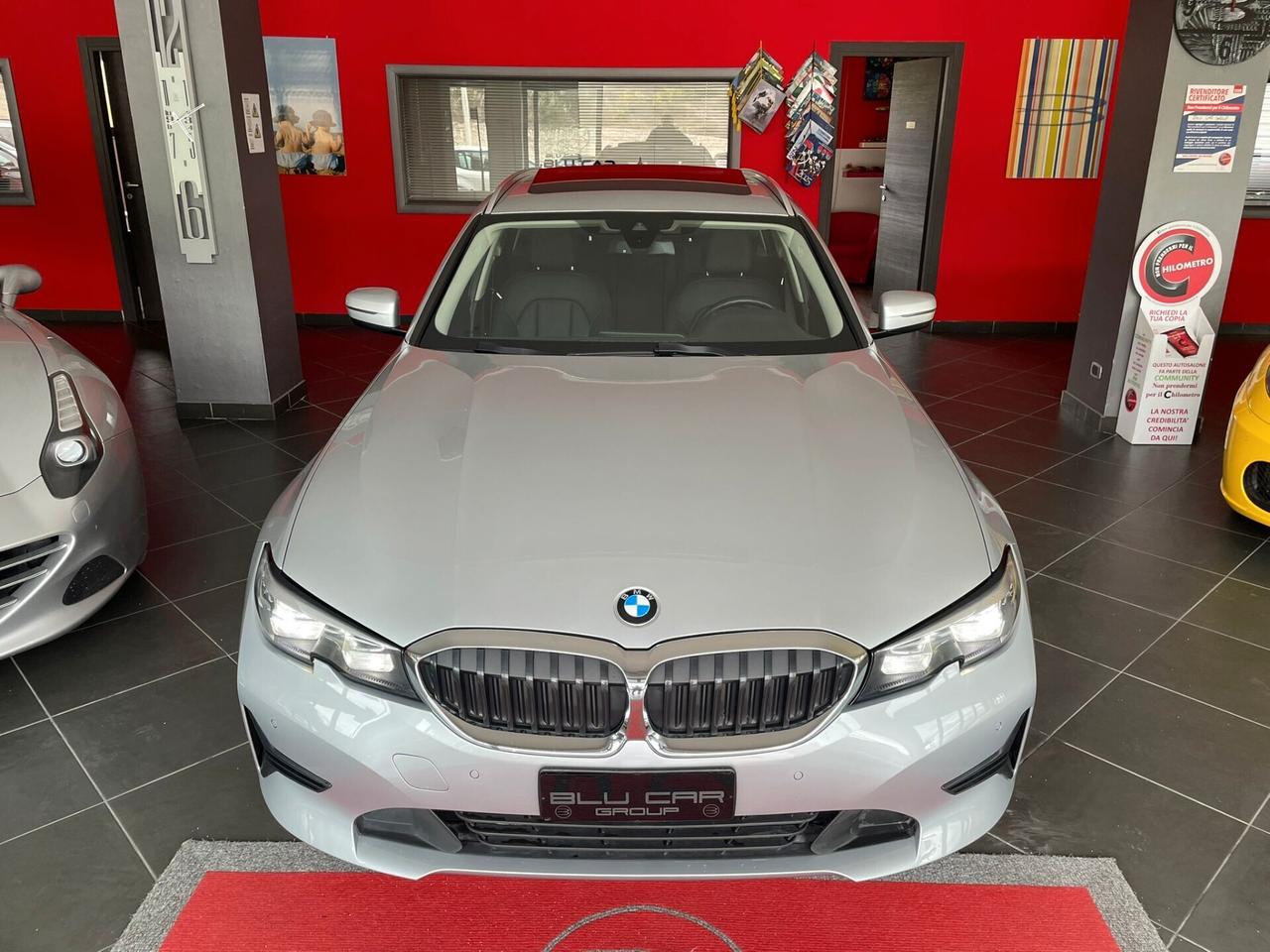 BMW 318d TOURING SPORT *PACK LUCI-TETTO*