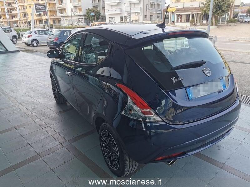 Lancia Ypsilon 1.0 FireFly 5 porte S&S Hybrid Gold