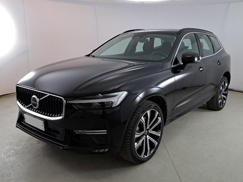 VOLVO XC60 B4 D AWD automatico Momentum Pro