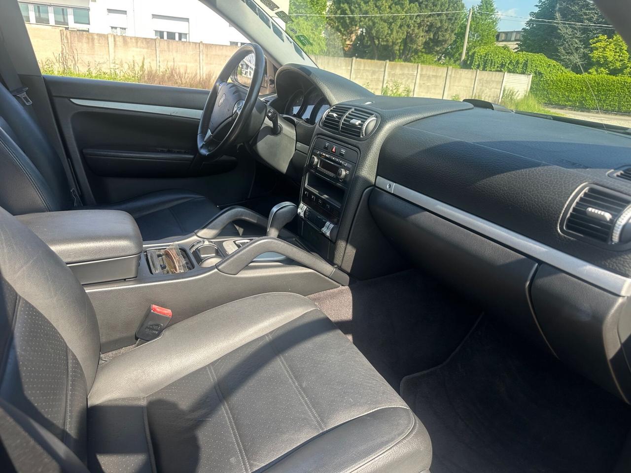 Porsche Cayenne 3.2 V6 Cat