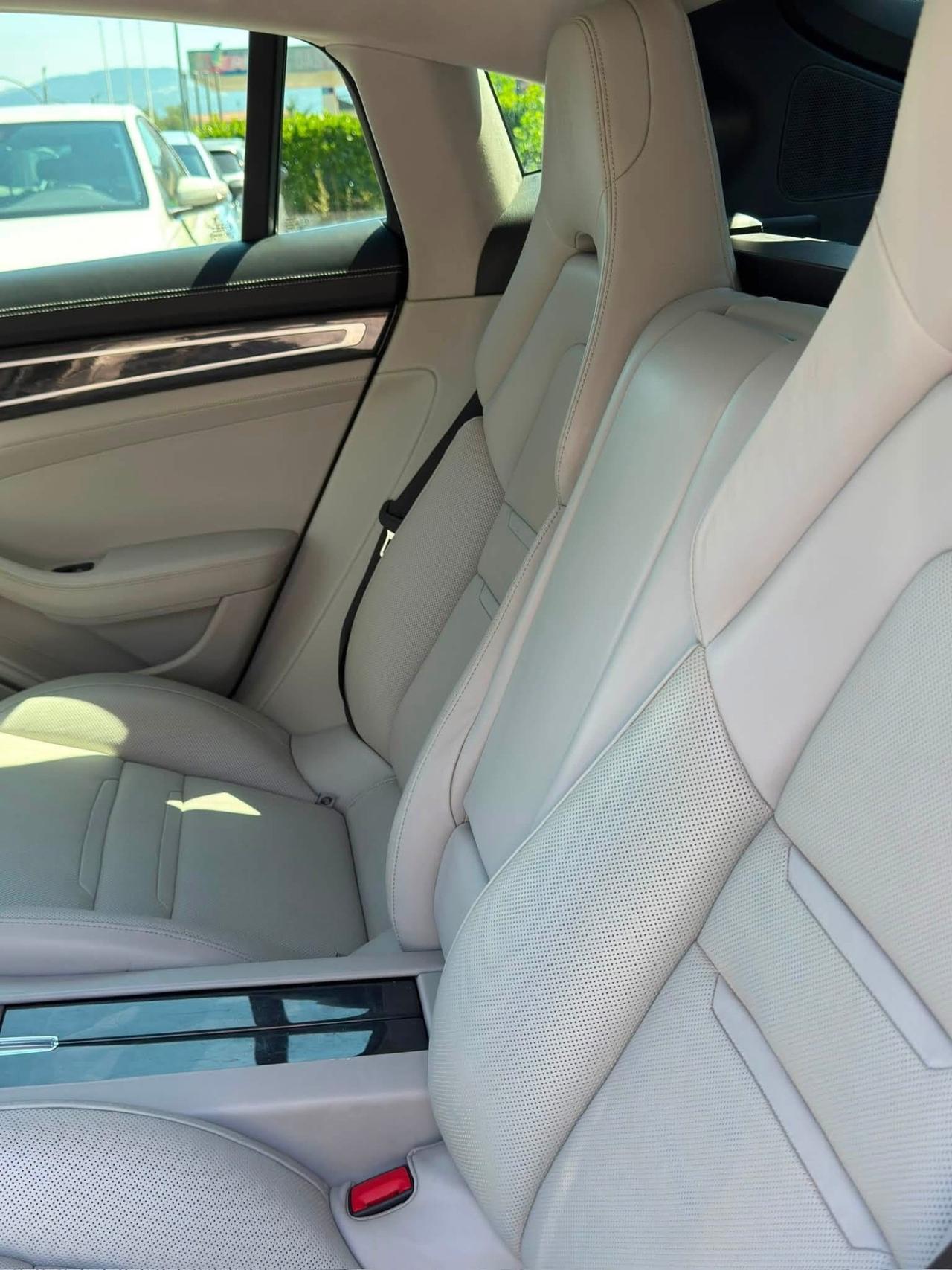 Porsche Panamera 4.0 4S Diesel
