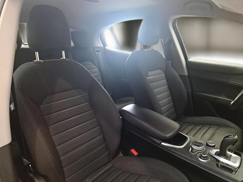 ALFA ROMEO STELVIO 2.2 TURBO DIESEL 190 CV BUSINESS AT8 Q4 SUV
