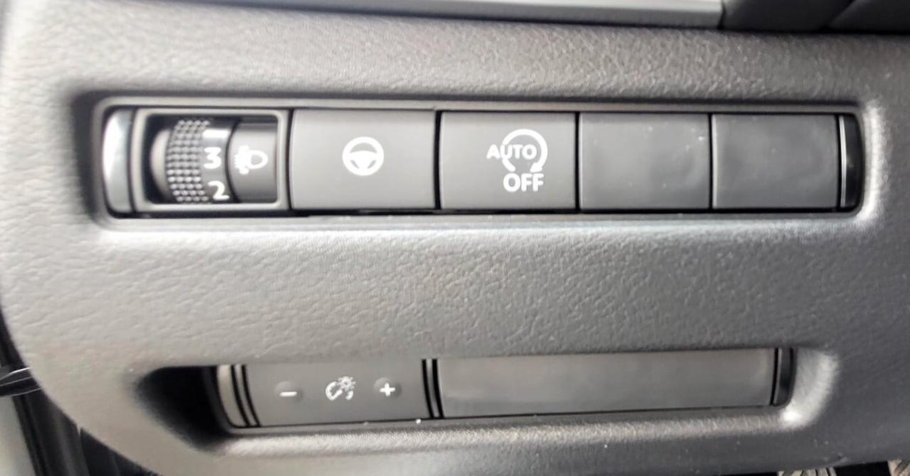 Nissan Qashqai MHEV 140 CV N-Connecta Nuova da immatricolare Nessun obbligo finanziario