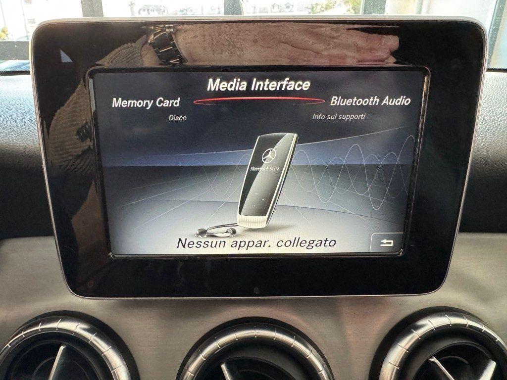 Mercedes-Benz CLA 180 d Premium AMG Edition Tetto Full Opt