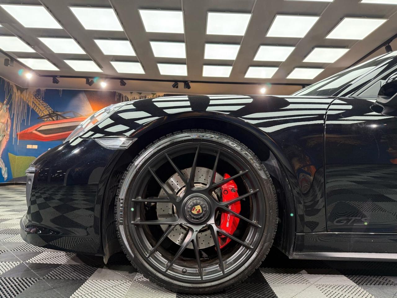 Porsche 911 3.0 Carrera 4 GTS Coupé (371)