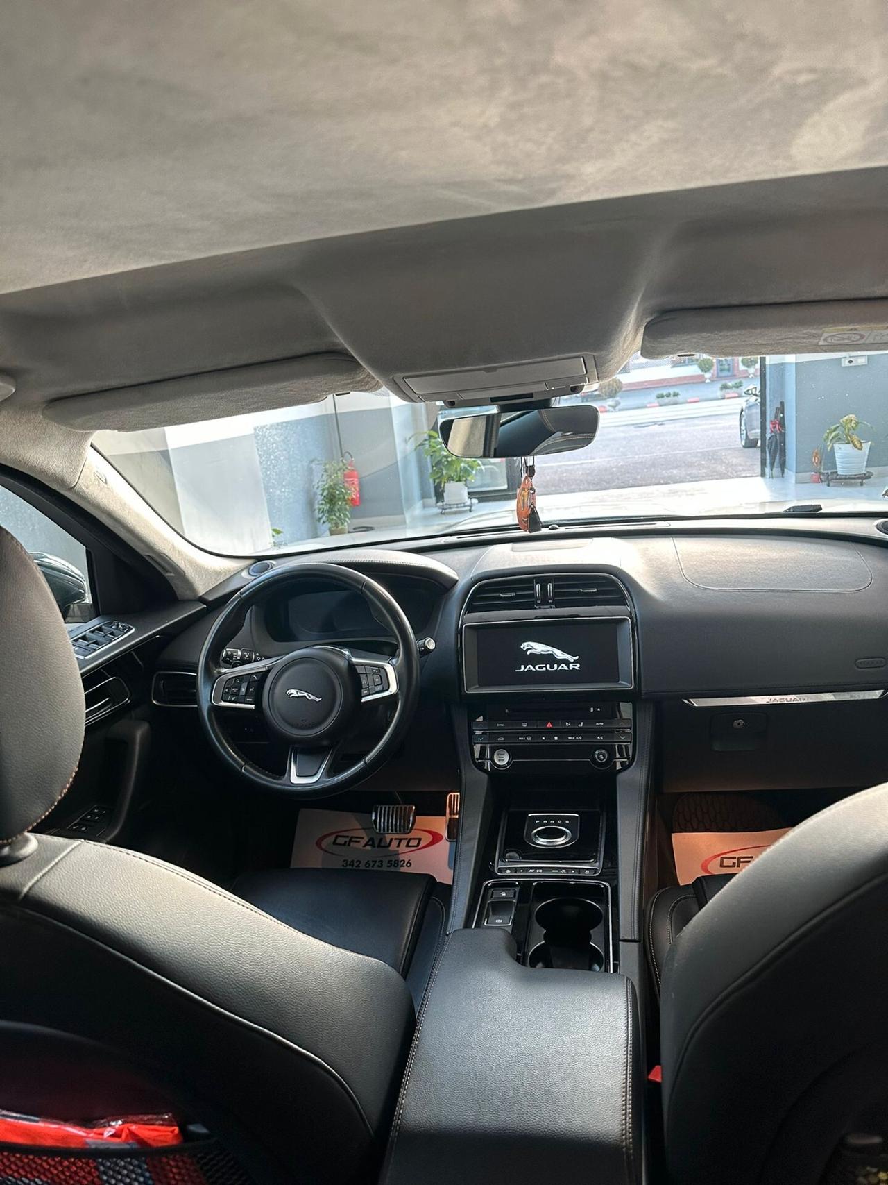 Jaguar F-Pace 2.0 D 240 CV AWD aut. Portfolio