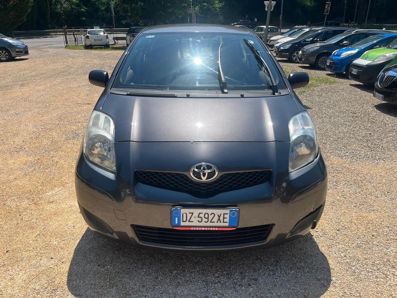 Toyota Yaris 1.0 5 porte Now Eco
