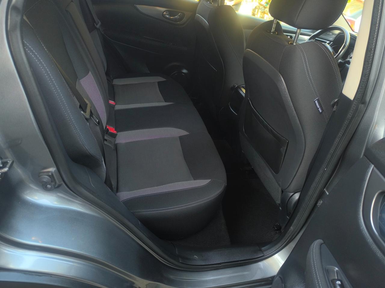Nissan Qashqai 1.5 dCi N-Connecta