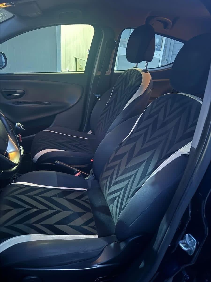 Lancia Ypsilon 900cc 85 CV Platinum garanzia 12/24