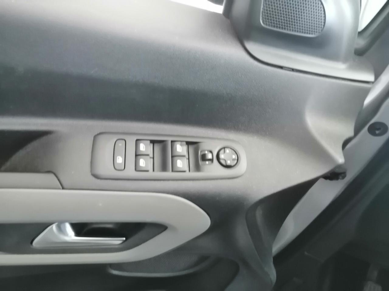 Peugeot Rifter BlueHDi 100 Active Long