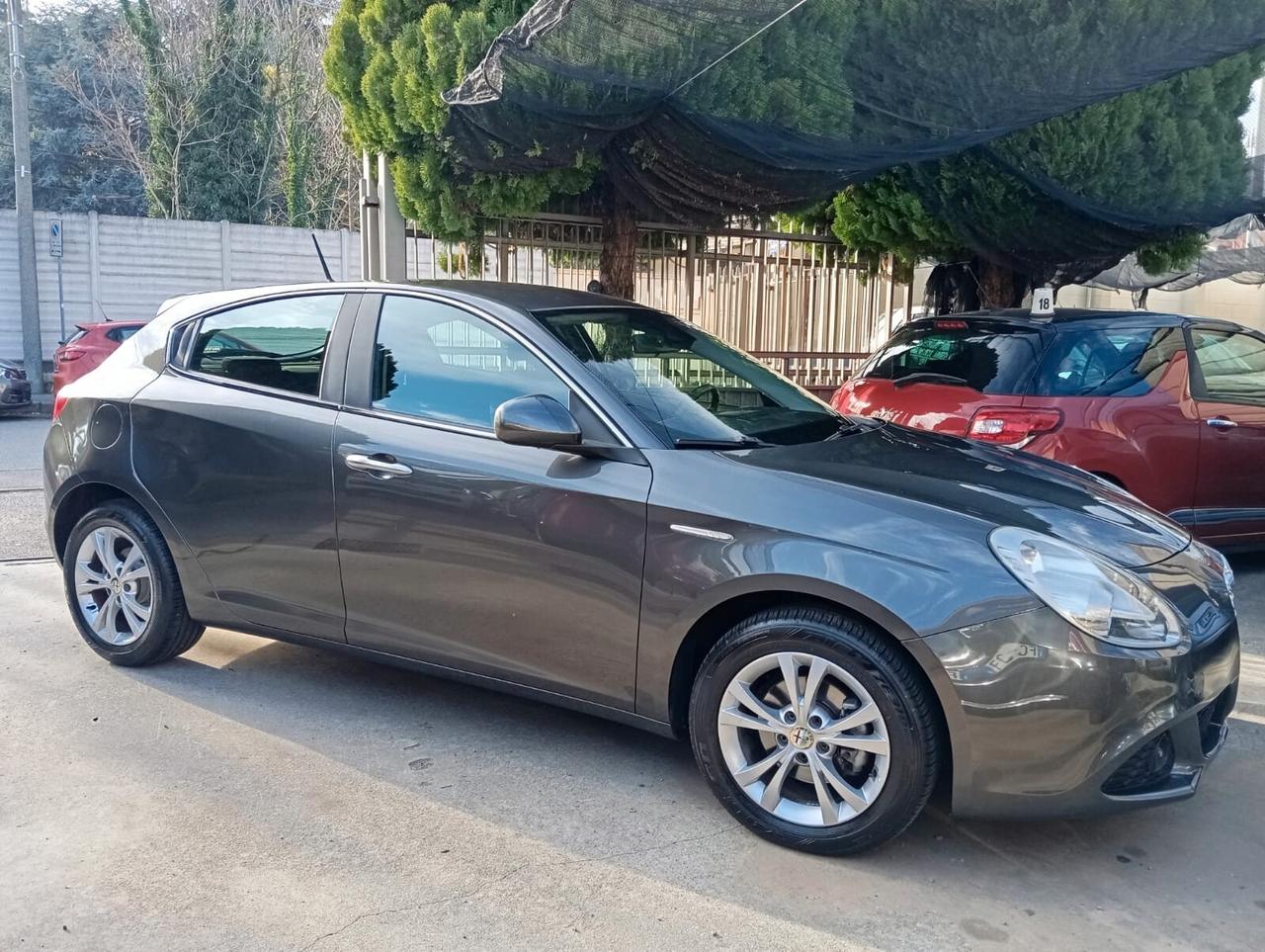 Alfa Romeo Giulietta 1.6 JTDm-2 105 CV Distinctive