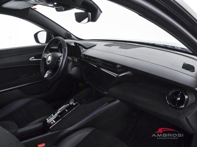 ALFA ROMEO Junior 1.2 ibrida Intensa 145cv edct6