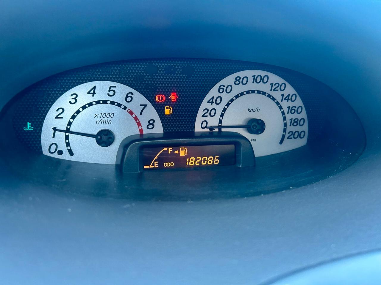 Toyota Yaris 1.5i T Sport 106CV 2001